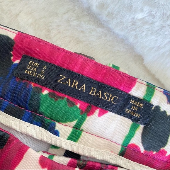 ZARA Abstract Floral Cigarette Pants Size Small - Picture 6 of 6